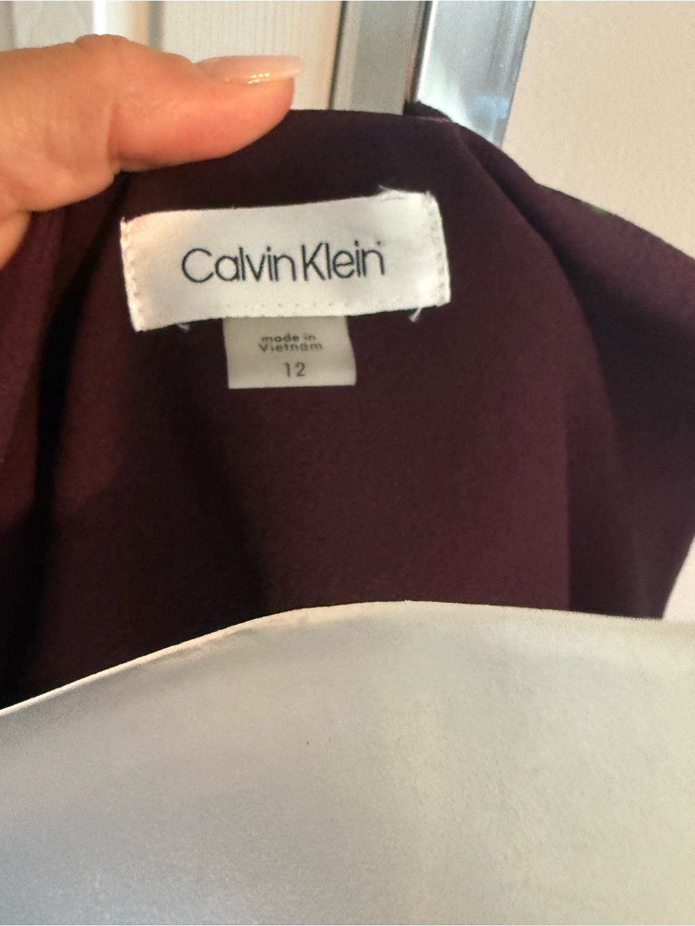 Calvin Klein Burgundy Floral Sleeveless Midi Sheath Dress EUC - Picture 3 of 7